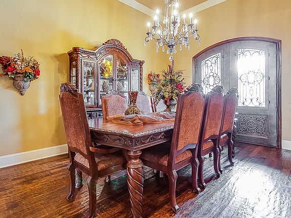 5th image of 4086 Forest Park Ln