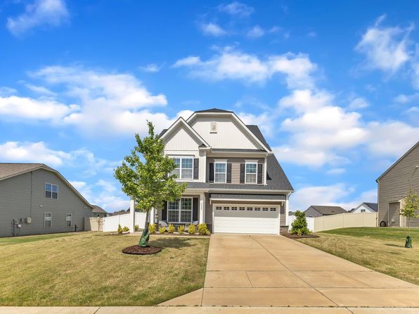 5525 Garnet Meadow Rd, Knightdale, NC 27545