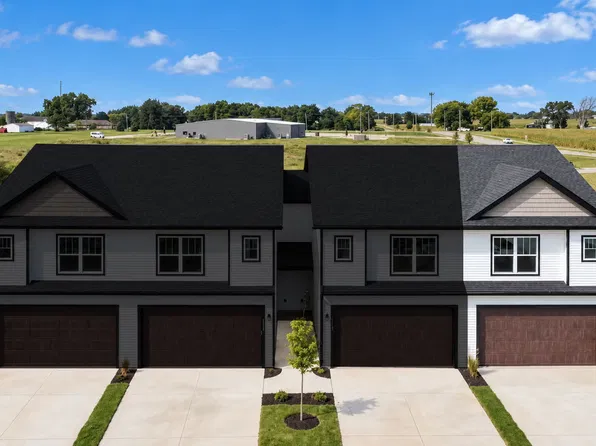 5198 Polster Pl, Bettendorf, IA 52722
