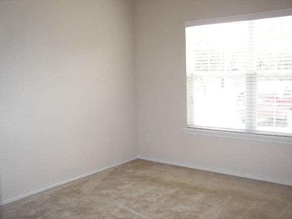 4th image of 6906 Appomattox Dr