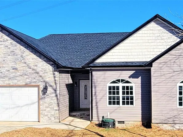 89 Jeter Ct, Lynchburg, VA 24501