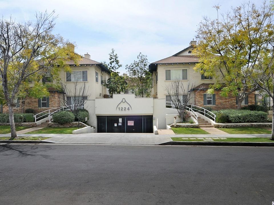 1st image of 1224 Stanley Ave Unit 8