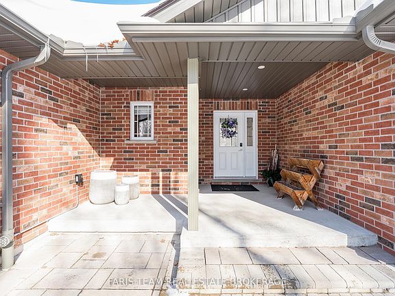 3rd image of 1973 Vespra Valley Rd