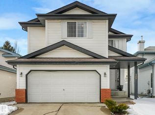 308 Beringer Cres NW, Edmonton, AB T5T6B6