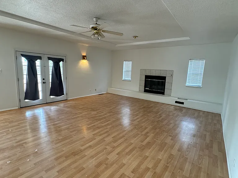 3821 Rio Grande Blvd NW — Photo 5