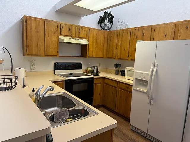 107 Niblic Ct #1 — Photo 6