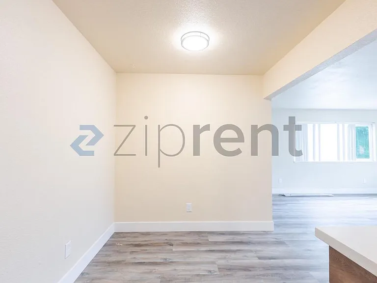 4561 Ashcroft Ave #49 — Photo 10