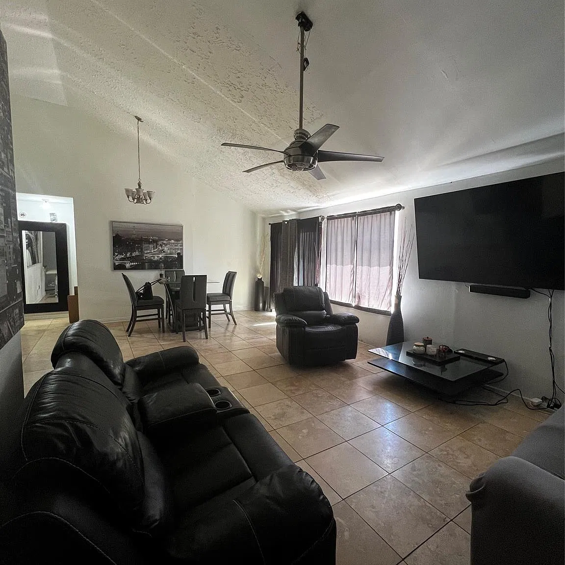 3 bed, 2.0 bath, 1019 sqft, $1,700 — Photo 4