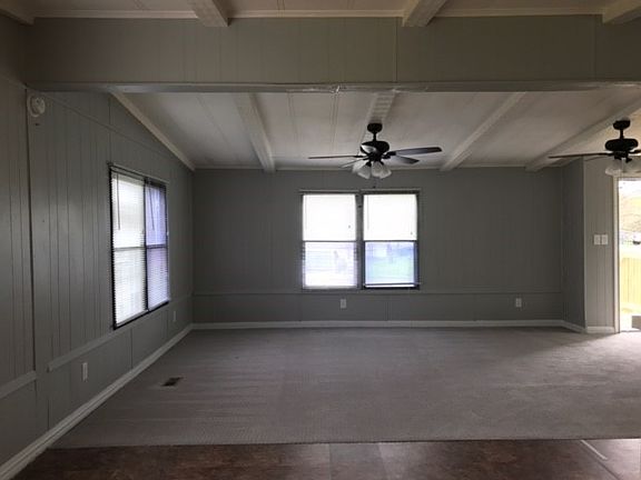 4th image of 300 N Cougar Ave