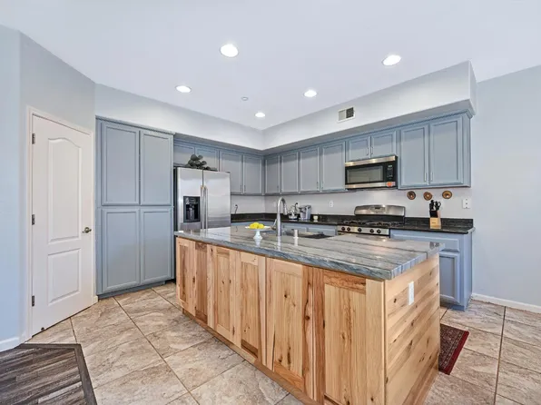 1796 Camino Real Way, Roseville, CA 95747