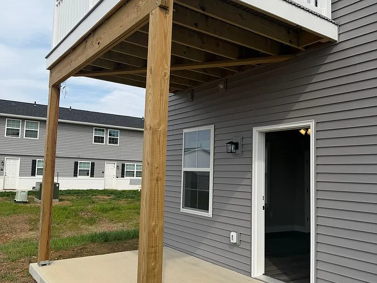 Salem Run Apartments Phase 2 — Photo 252