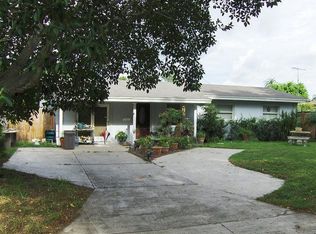 1805 32nd St W, Bradenton, FL 34205