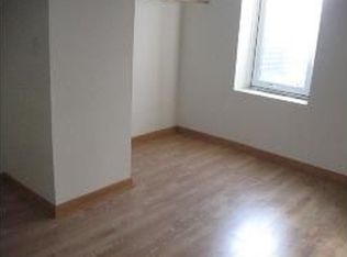 1067 Wilson Ave, Saint Paul, MN 55106