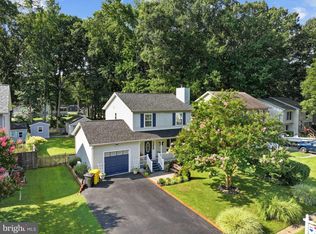 1221 Fairfax Ave, Churchton, MD 20733