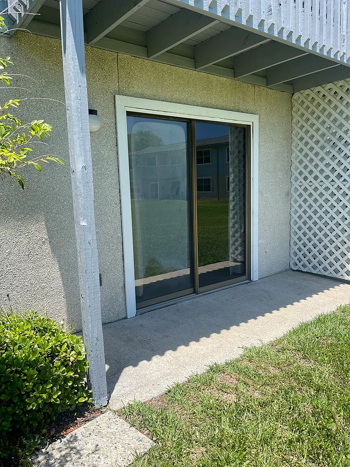 2 bed, 1.0 bath, 850 sqft, $1,500 — Photo 2