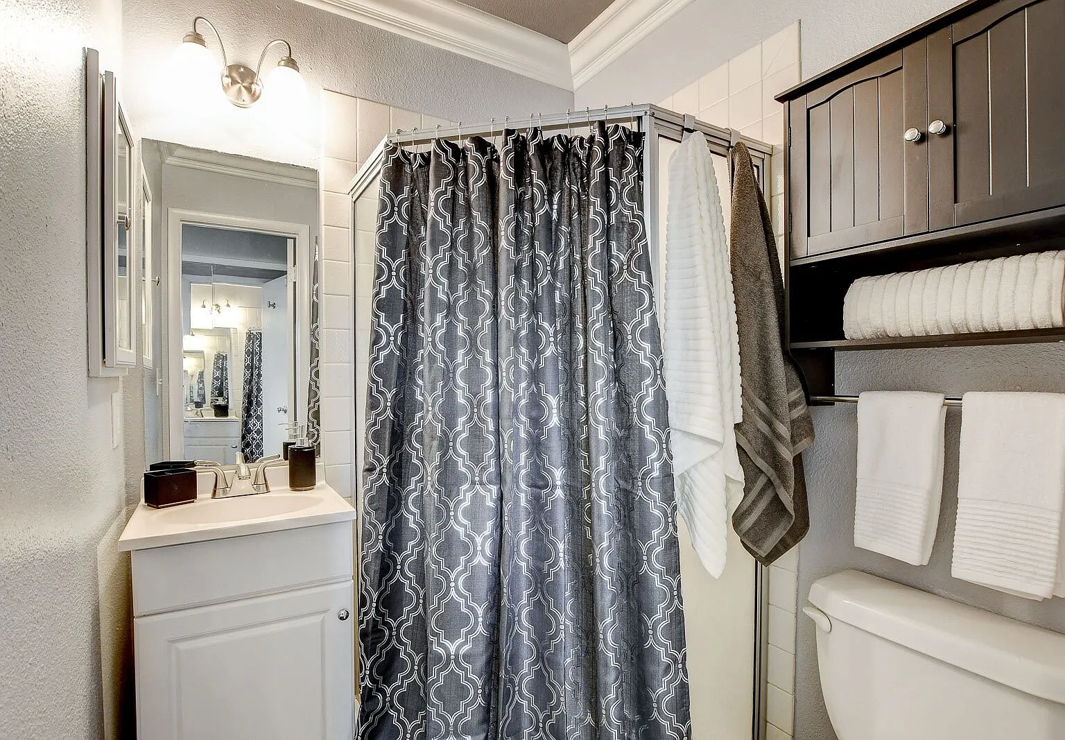 Studio, 425 sqft, $1,550 — Photo 3