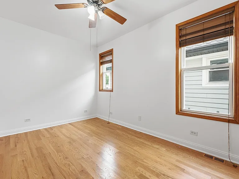 3408 N Springfield Ave #2 — Photo 12