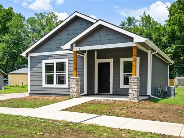 413 E 2nd St, Ottawa, KS 66067