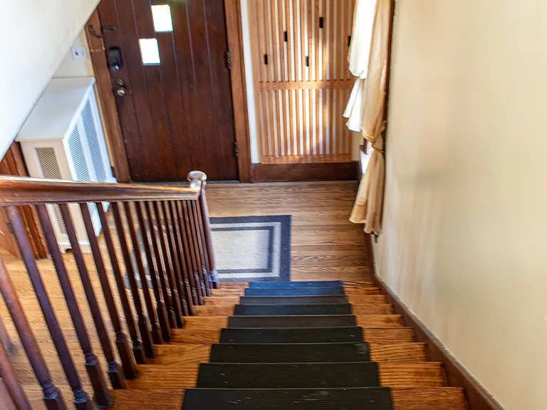 520 N Main St — Photo 9