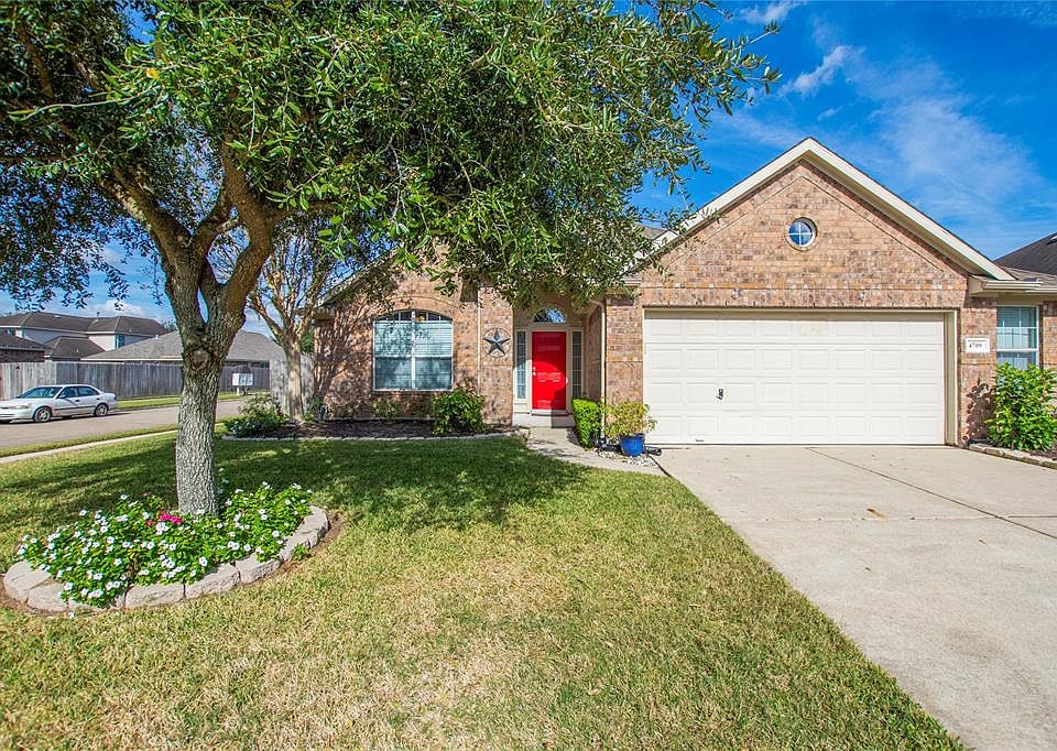 1st image of 4709 Cedar Hill Dr