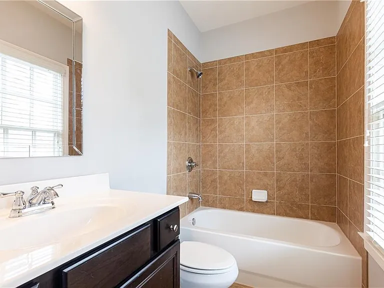 3664 Brookhaven Manor Xing NE — Photo 53