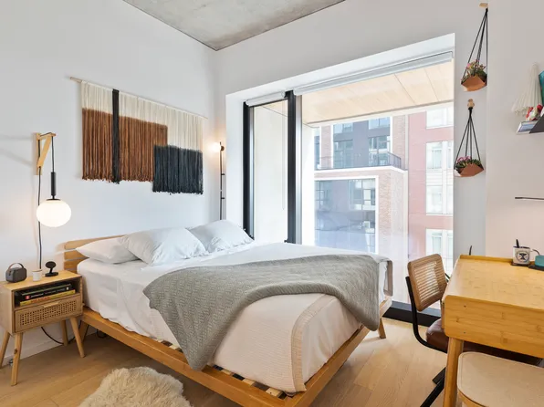 98 Front Street image 5 of 10