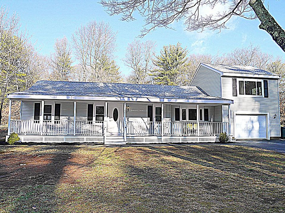 181 Dwelley St Pembroke MA