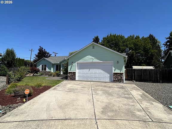 2nd image of 128 Watusi Ct