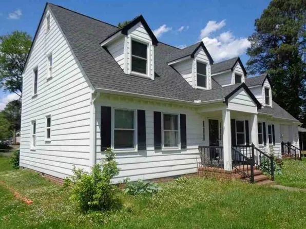 8218 Powell Ln, Disputanta, VA 23842