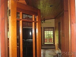 2nd image of 138 Ohland Rd