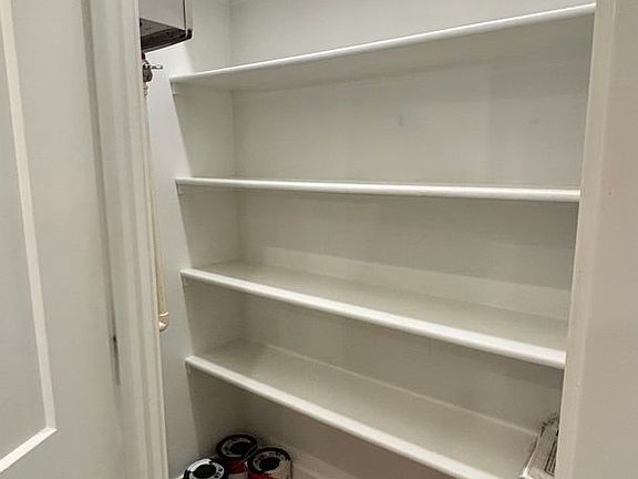 3rd image of 3572-3588 NE Garfield Ave #3576
