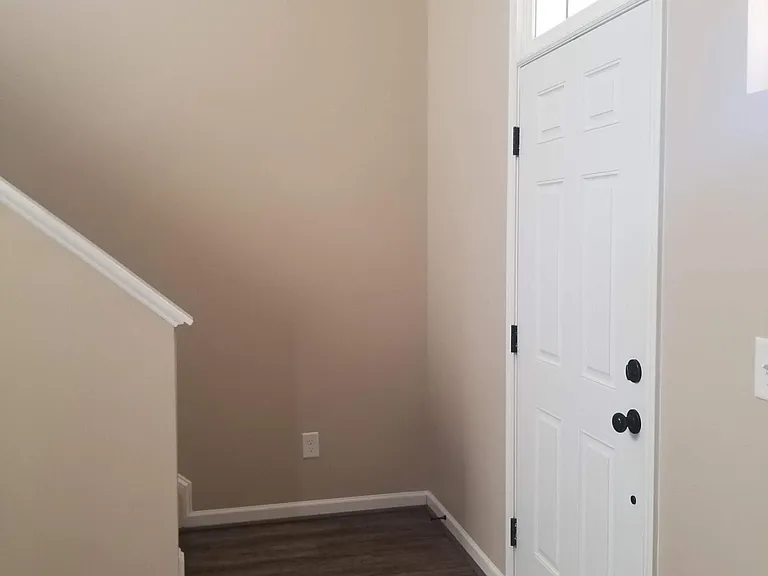 411 Cyrus Thompson Dr — Photo 17