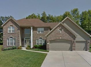 1625 Bentshire Ct, Ballwin, MO 63011