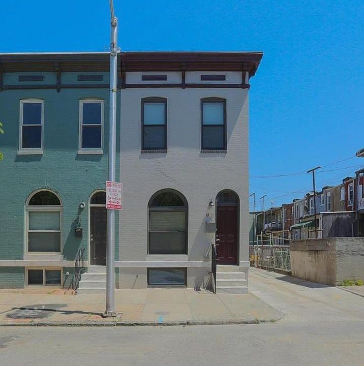 1st image of 901 N Montford Ave