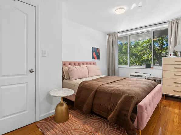 145 Kenilworth Place image 3 of 6