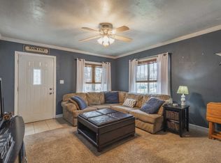 3521 S 45th St, Greenfield, WI 53220
