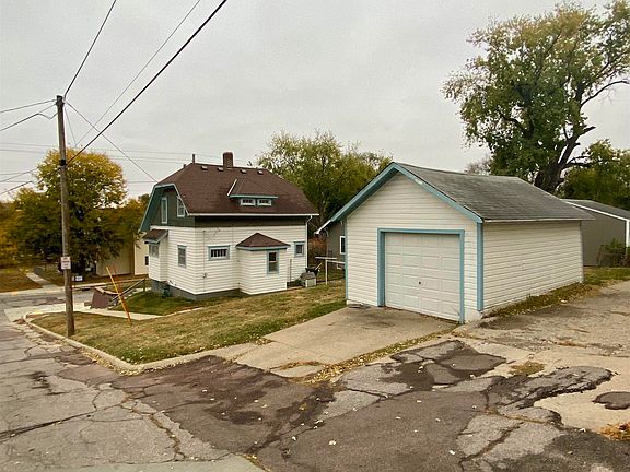 3rd image of 1623 West St