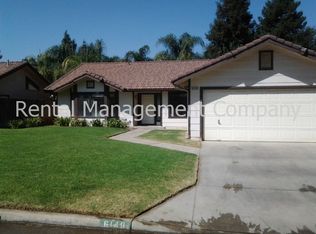 6149 N Ivanhoe Ave, Fresno, CA 93722
