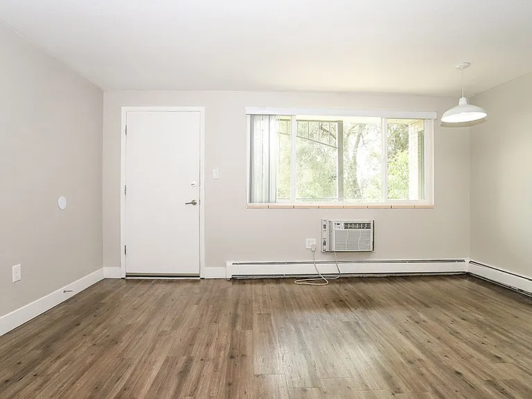 2441 S. York St. — Photo 40
