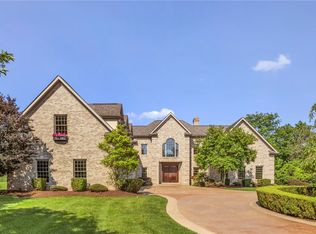 7023 Fair Oaks Dr, Export, PA 15632