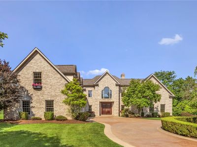 7023 Fair Oaks Dr, Export, PA, 15632