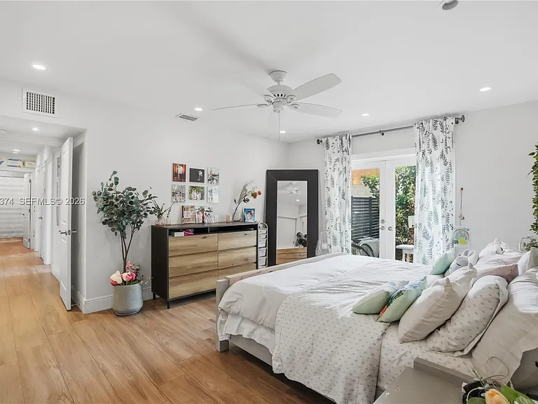7830 SW 53rd Pl — Photo 10