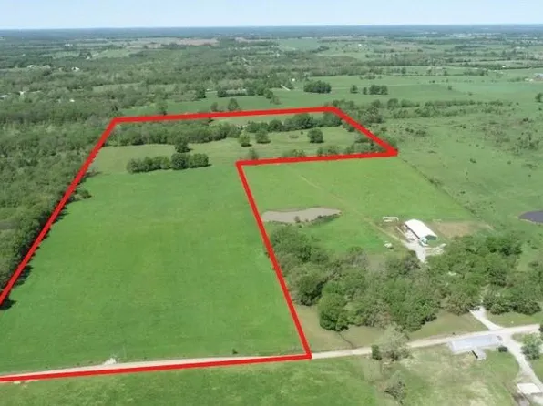 S 325th Rd, El Dorado Springs, MO 64744