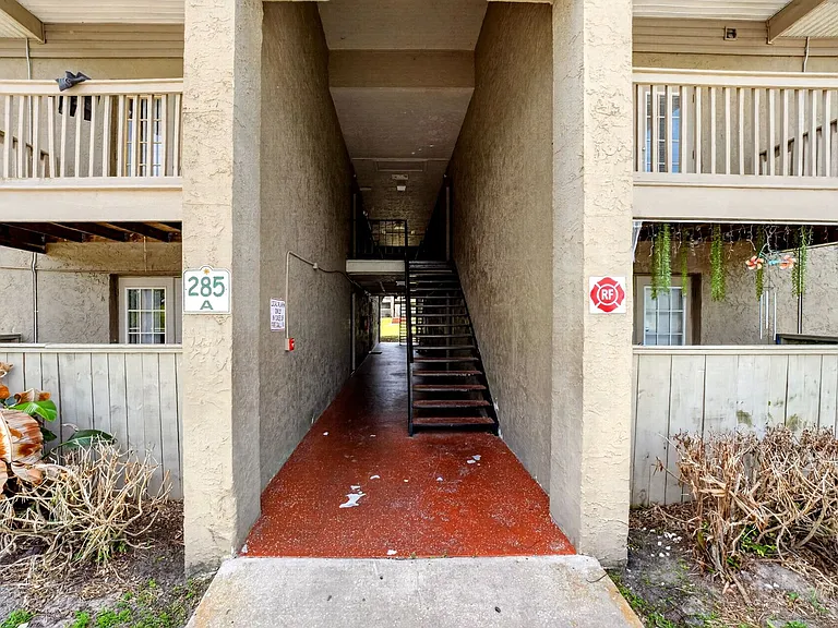 285 Wymore Rd #202 — Photo 3