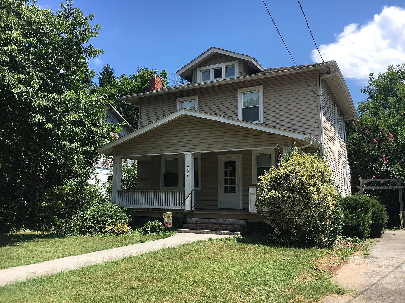 Montvale Rd SW, Roanoke — Photo 2