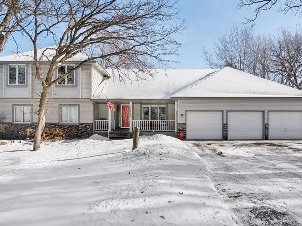 13741 Eidelweiss St NW, Andover, MN 55304