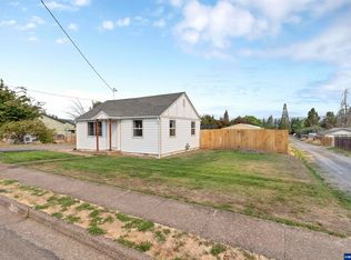 650 Elm St, Sweet Home, OR 97386