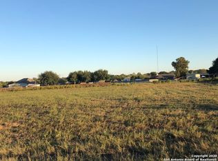 222 Bluebonnet Rd, La Vernia, TX 78121