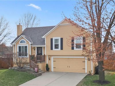 16390 S Blake St, Olathe, KS, 66062