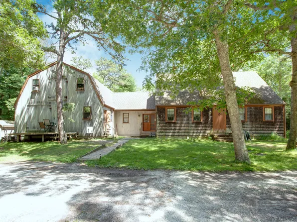 262 County Road, Bourne, MA 02532